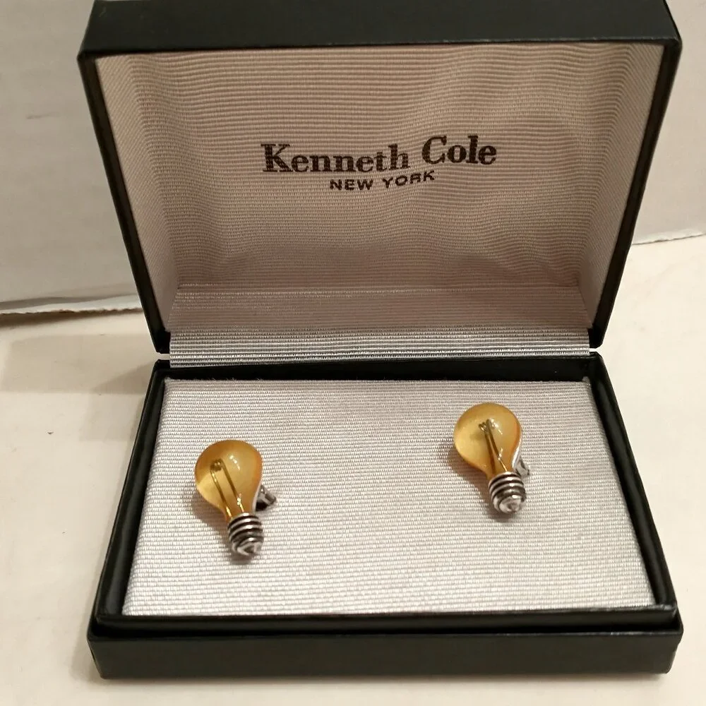 VINTAGE KENNETH COLE CUFFLINKS in BOX